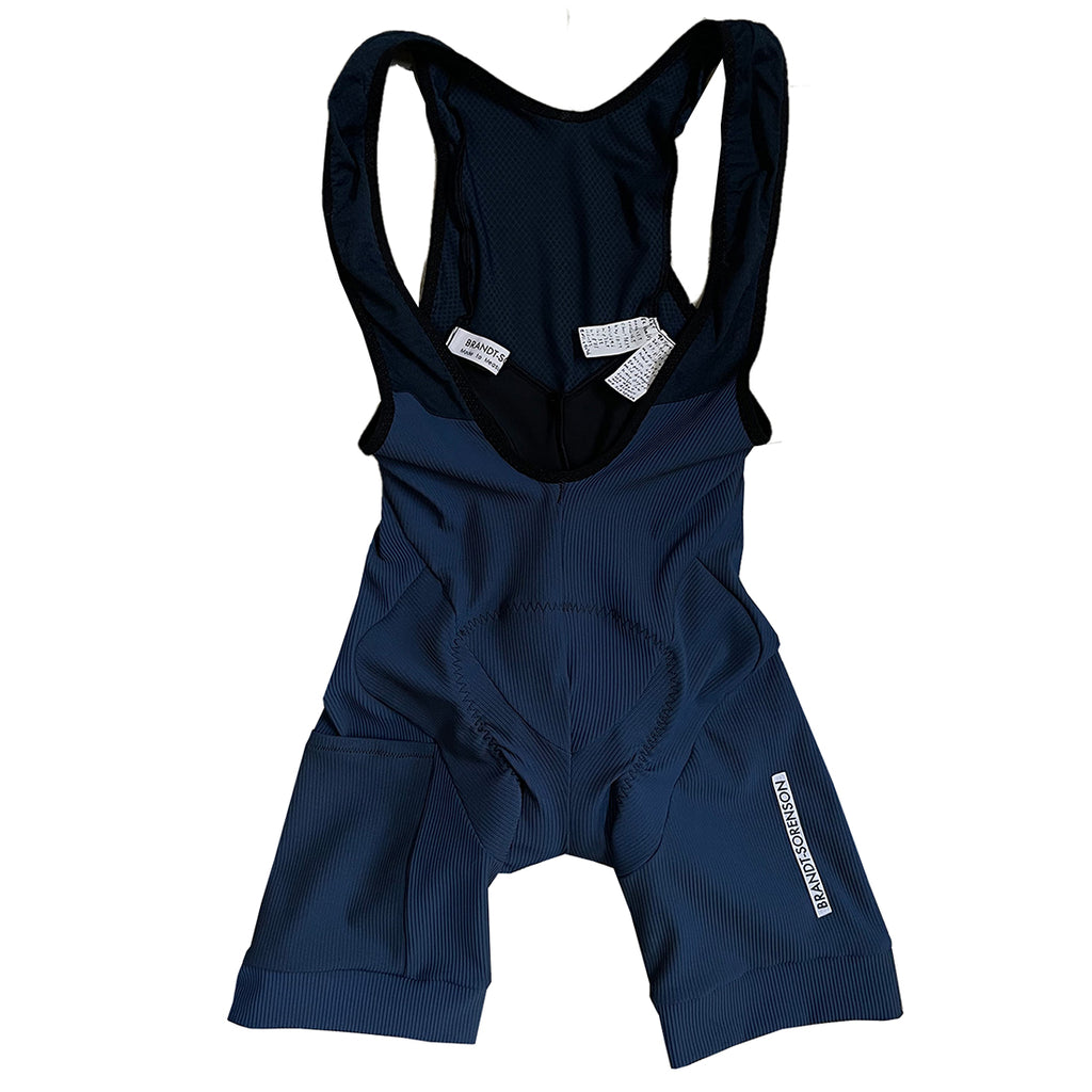 6 Patch Pocket Bib