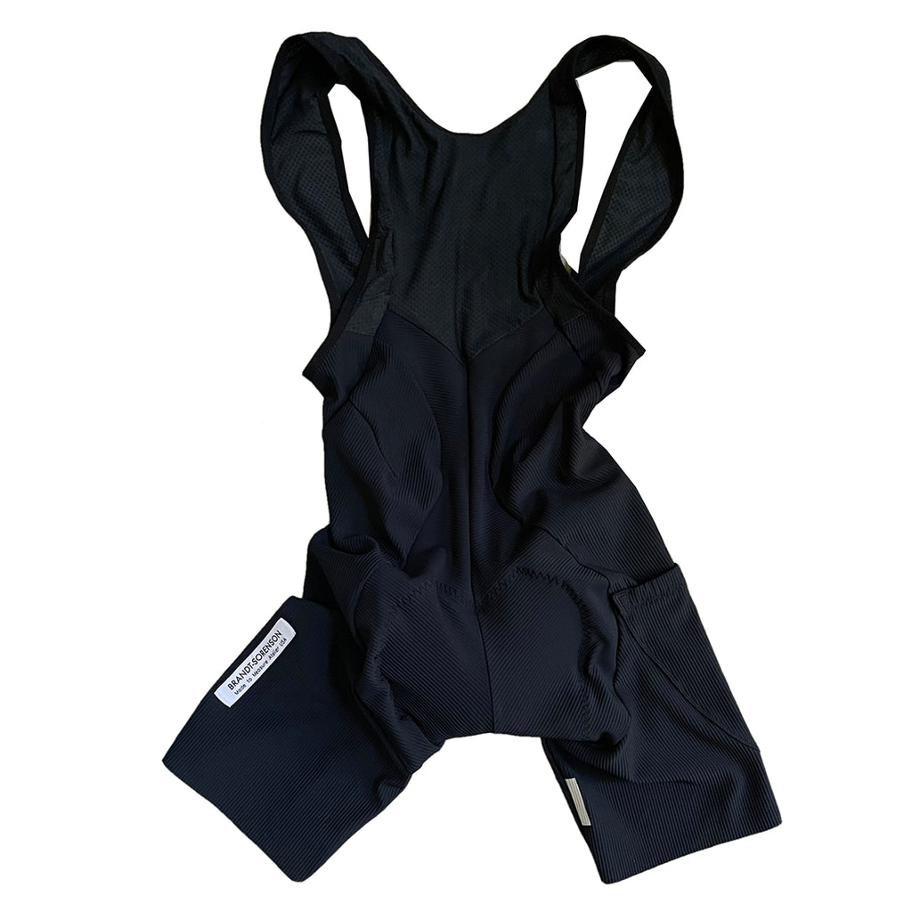 6 Patch Pocket Bib