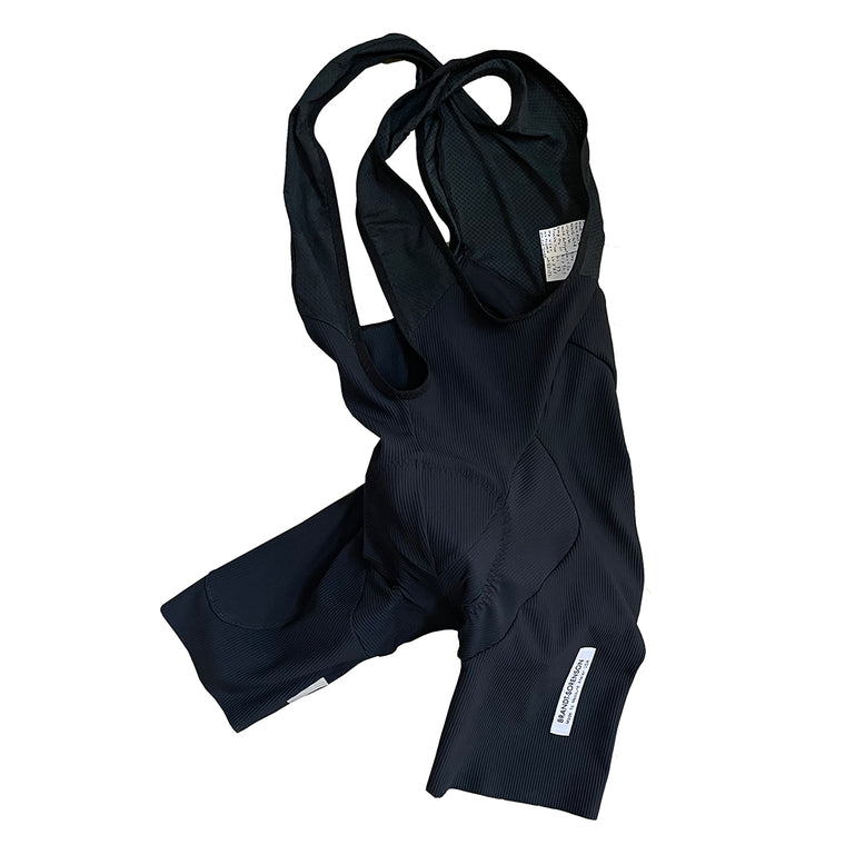 6 Patch Pocket Bib
