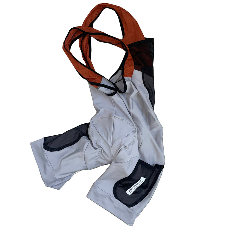 6 Patch Pocket Bib